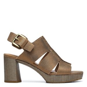 DONALD J. PLINER 'Geneva' Light Bronze Platform Sandal NWOB